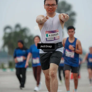 Runner Photo 7527425