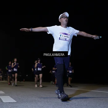Runner Photo 7527442