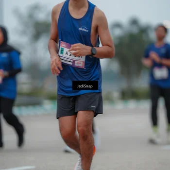 Runner Photo 7527452