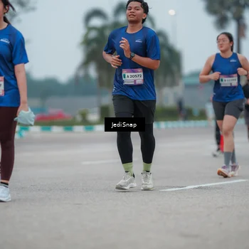 Runner Photo 7527453