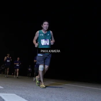 Runner Photo 7527512