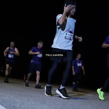 Runner Photo 7527570