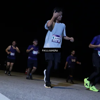Runner Photo 7527572