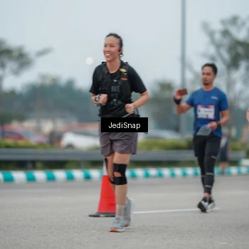 Runner Photo 7527606