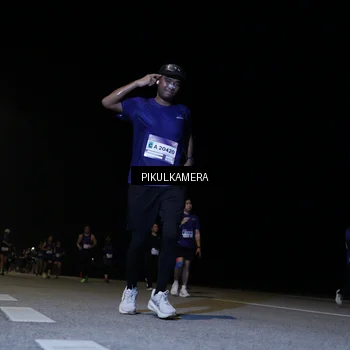 Runner Photo 7527612
