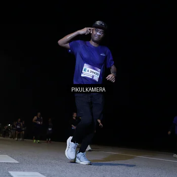 Runner Photo 7527615