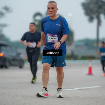Runner Photo 7527633