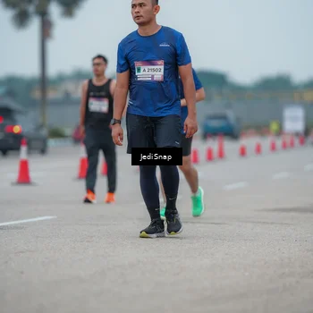 Runner Photo 7527649