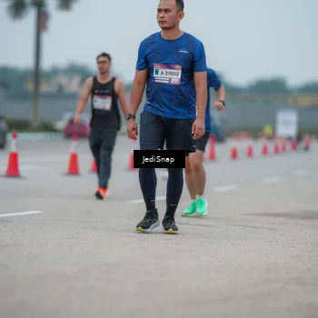 Runner Photo 7527652