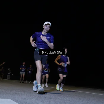 Runner Photo 7527670
