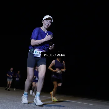 Runner Photo 7527673