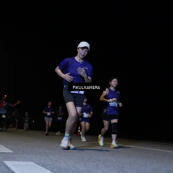 Runner Photo 7527674