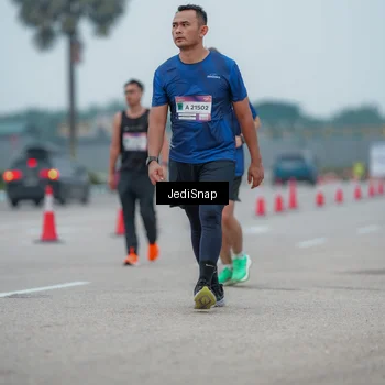 Runner Photo 7527679
