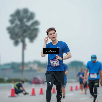 Runner Photo 7527696