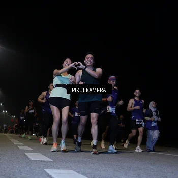 Runner Photo 7527715