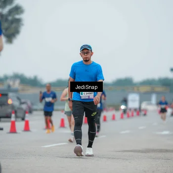 Runner Photo 7527745