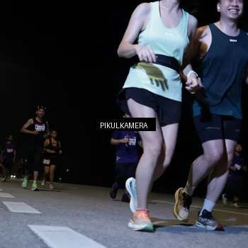 Runner Photo 7527750