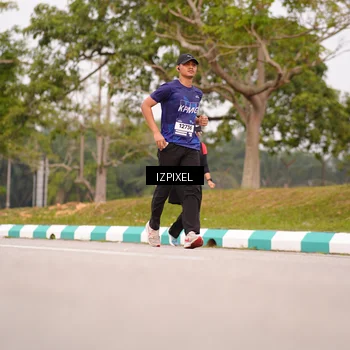Runner Photo 7527769