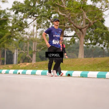 Runner Photo 7527770