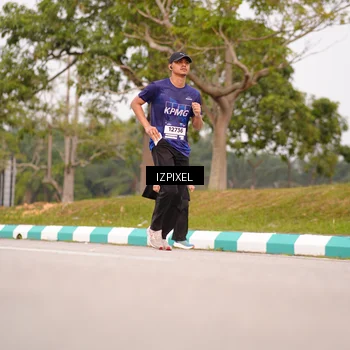 Runner Photo 7527771