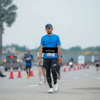 Runner Photo 7527816