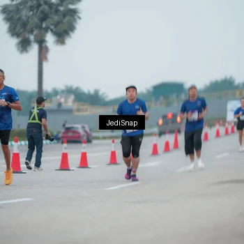 Runner Photo 7527824