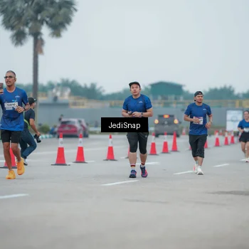 Runner Photo 7527826