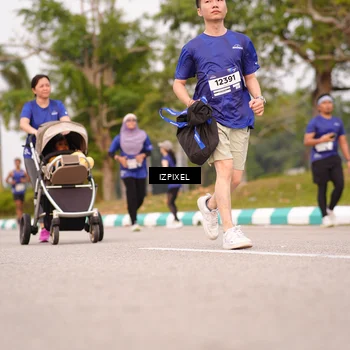 Runner Photo 7527859