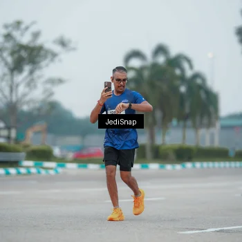 Runner Photo 7527867
