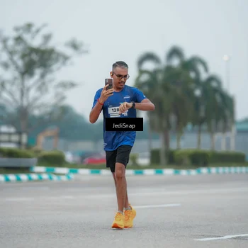 Runner Photo 7527896