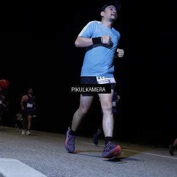 Runner Photo 7527903
