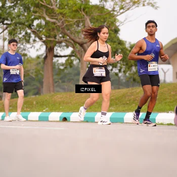 Runner Photo 7527917