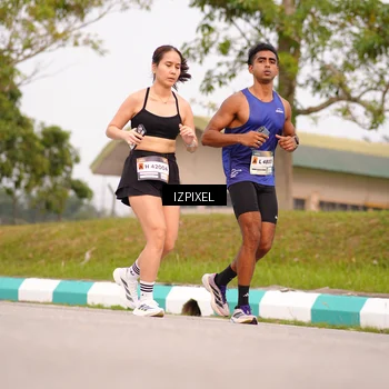 Runner Photo 7527928