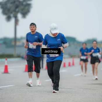 Runner Photo 7527944