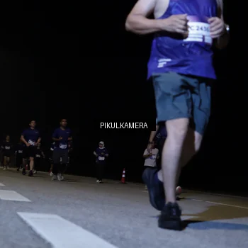 Runner Photo 7527993