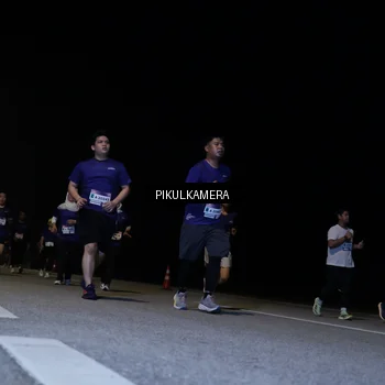 Runner Photo 7528010