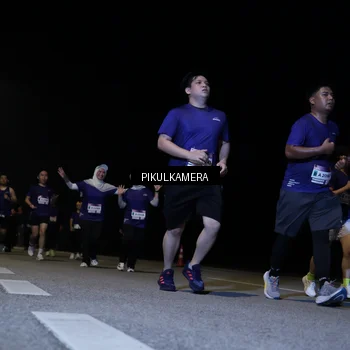 Runner Photo 7528011