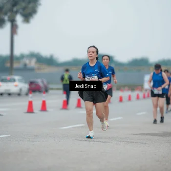 Runner Photo 7528019