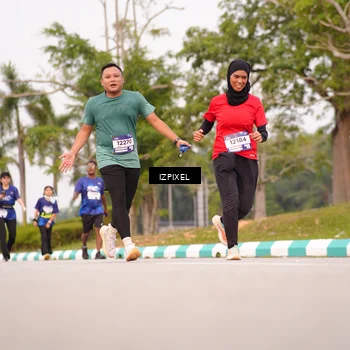 Runner Photo 7528062