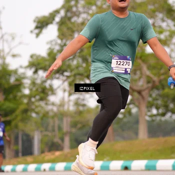 Runner Photo 7528080