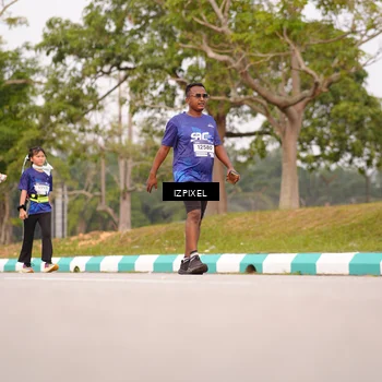 Runner Photo 7528082