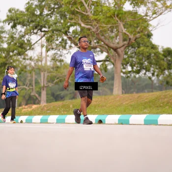 Runner Photo 7528083