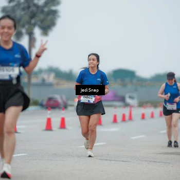 Runner Photo 7528084