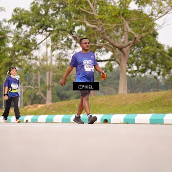 Runner Photo 7528086