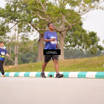 Runner Photo 7528096