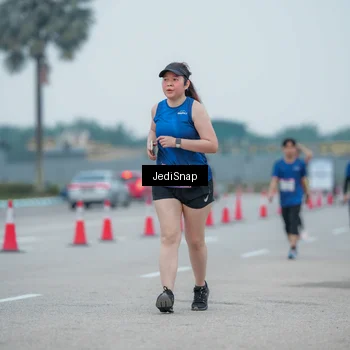 Runner Photo 7528098