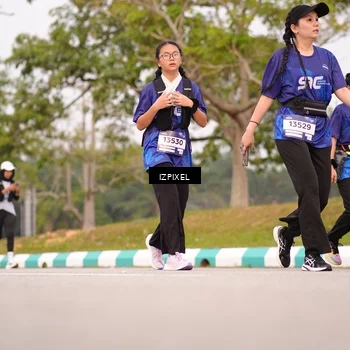 Runner Photo 7528115