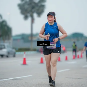 Runner Photo 7528116