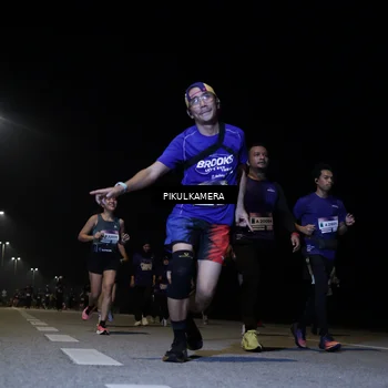 Runner Photo 7528132