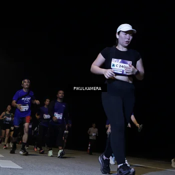 Runner Photo 7528134
